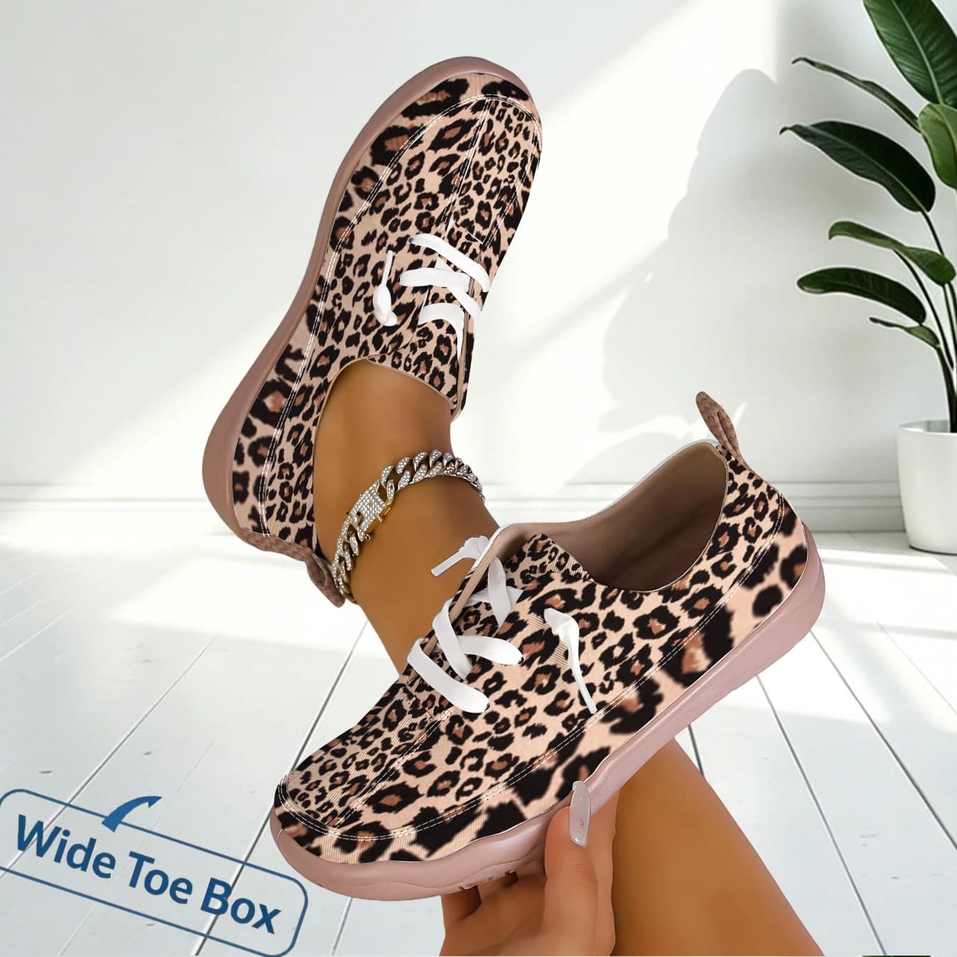 Women Leopard Print Wide Toe Sneakers Light Soft Sole Comfort Shoes For Daily Walking Outdoor Exercise