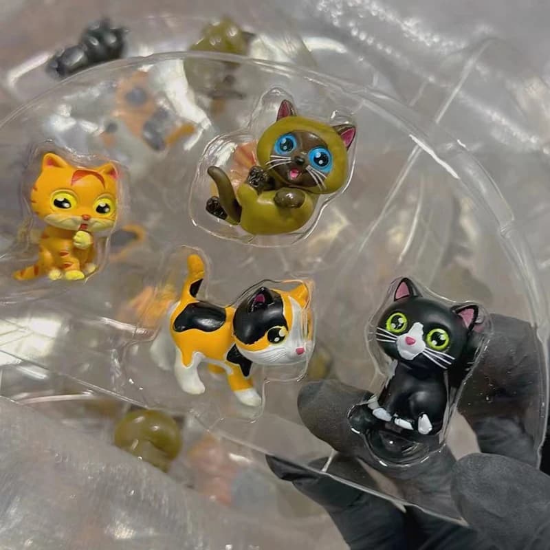 Original New Loose 4 Kinds of Cat Kawaii Cute Kitten Animal Resin Static Figure Model Rare Limited Collection Toy Gift for Lady