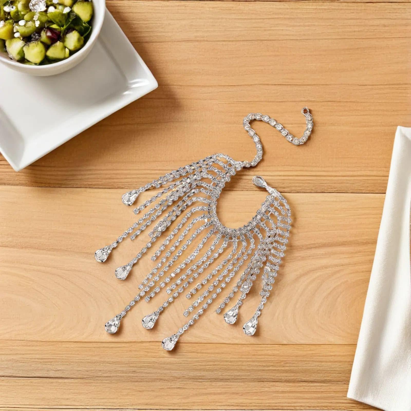 2Pcs Water Diamond Rhinestone Wine Bottle Cover Tassel Charm for Wedding Party Wine Bottle Veil Elegant Event Decoration