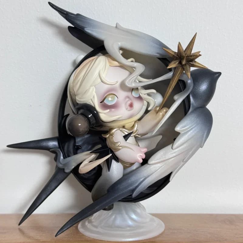 POPMART SKULLPANDA Serie THE COMPASS OF LIGHT Scatola cieca originale Scatola misteriosa Bambola Cute Anime Figure Guess Bag Giocattoli Desktop