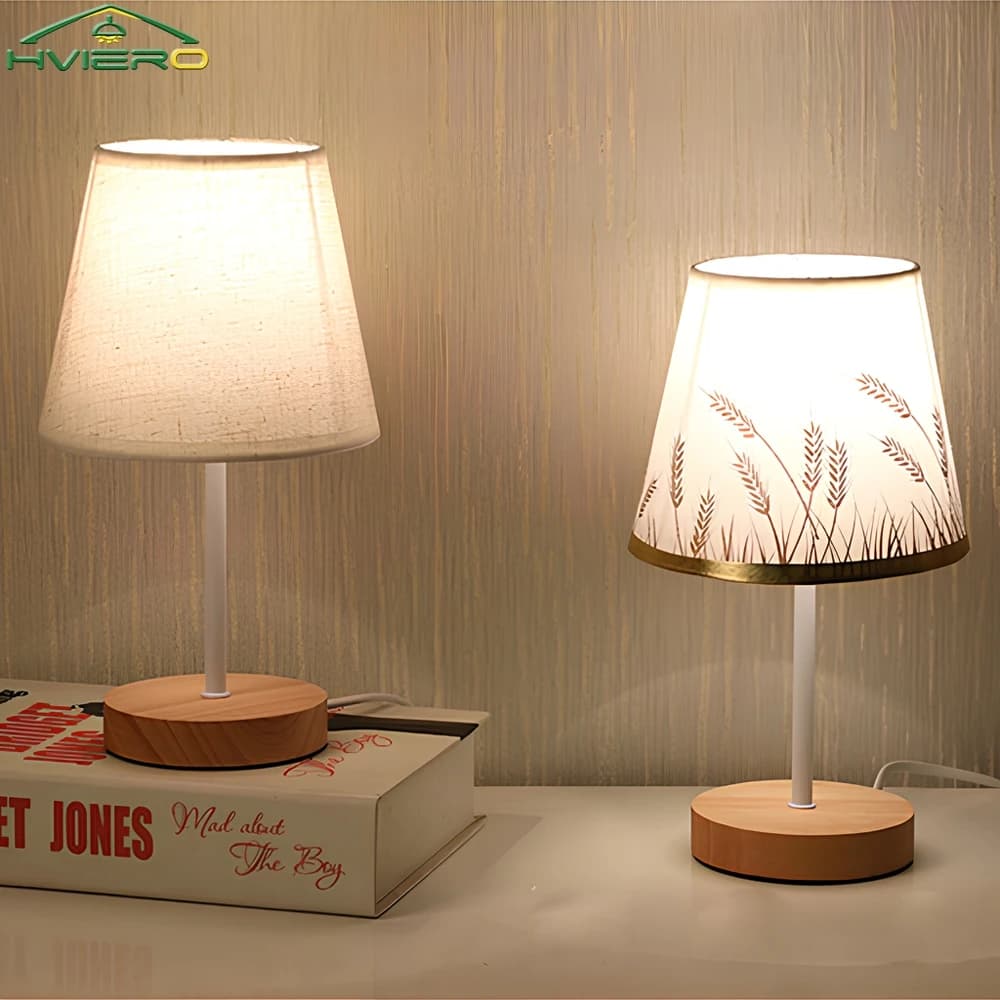Lampade da tavolo in legno Lampada da comodino alimentata tramite USB Lampada da comodino Cilindro Ombra Lampada da scrivania Camera da letto Decorazioni per la casa Lampadine regalo creative moderne
