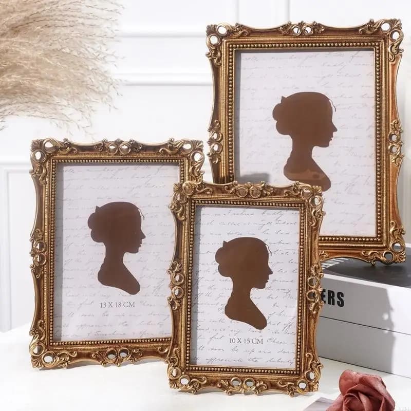 Retro Picture Frame,Mini Antique Ornate Photo Frame for Tabletop Wall Display,Old Fashioned Photo Gallery Art Decors KXRE