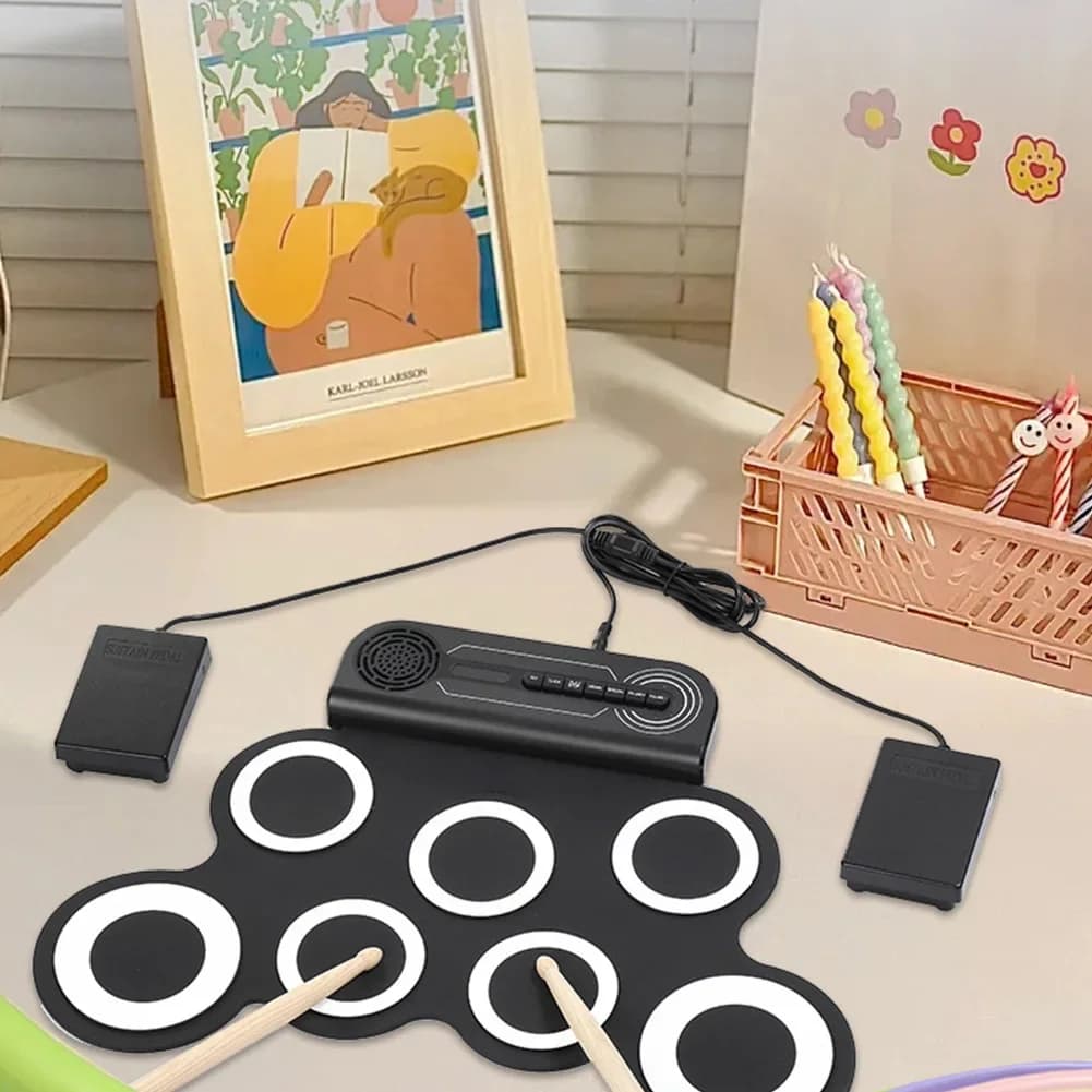Set di batteria elettronica portatile con altoparlante integrato Due pedali e bacchette Cuscinetti in silicone compatti per la pratica