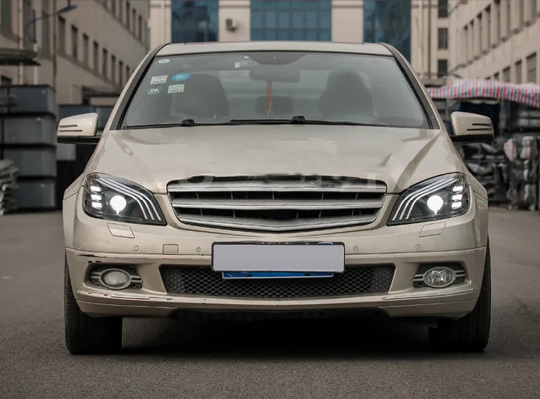 Fari per auto W204 2007 2008 2009 2010 Classe C, aggiornamento fari a LED con design Maybach, lente bifocale, gruppo lampada di segnalazione.