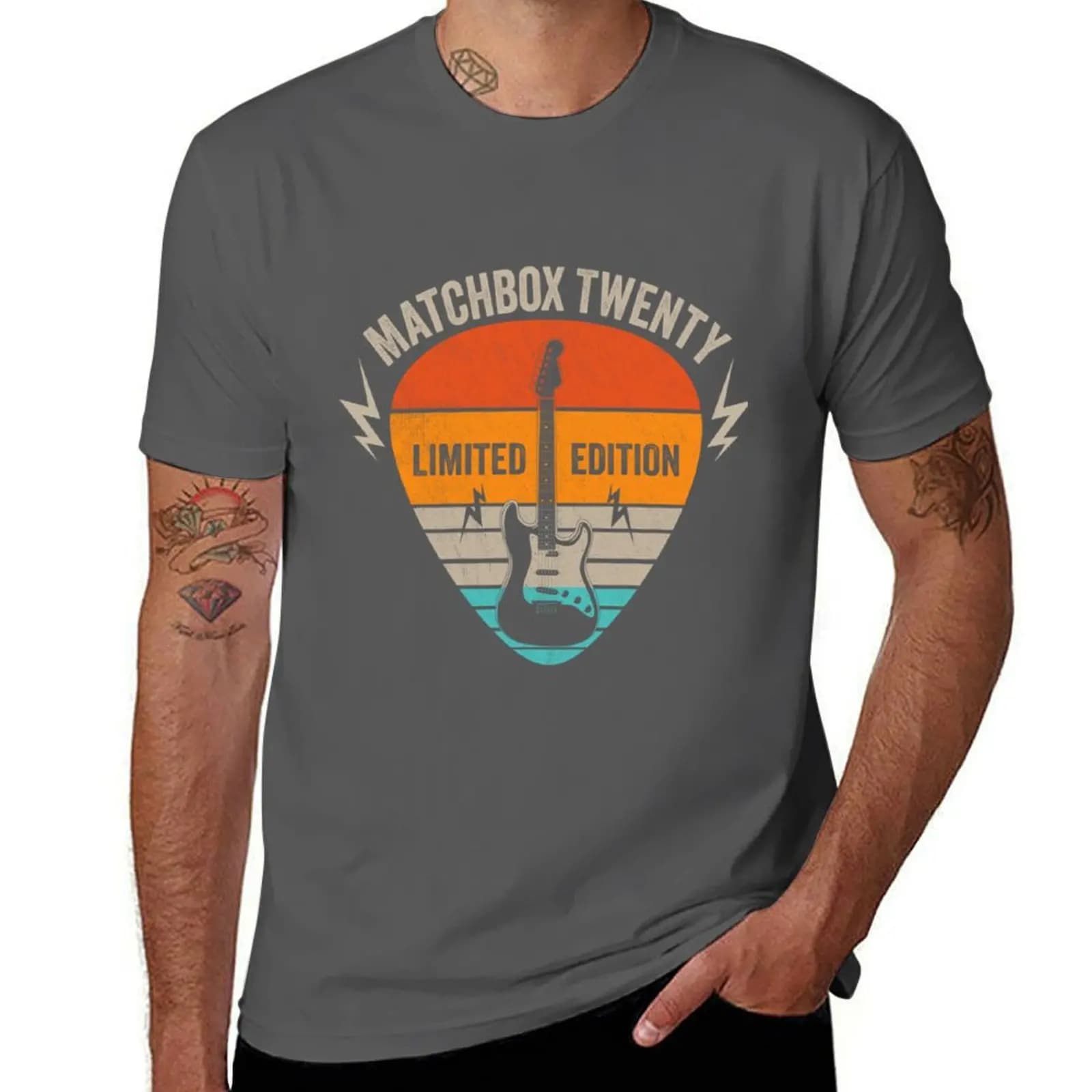 T-shirt Pick Name Guitar Vintage Birthday Matchbox Edition Limited, T-shirt casual da lavoro