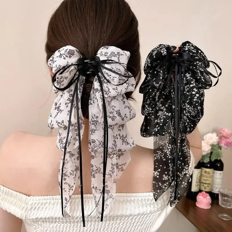 Rose ponytail clip with French romantic and high-end style, floral floral headband hair clip at the back of the head