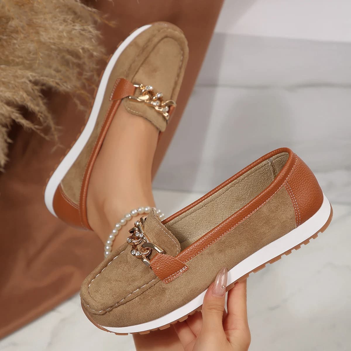 2025 Spring New Women's Buckle Low-top Casual Shoes Fashion Round-toed Vulcanized Shoes Comfortable Slip-on Women's Flat Shoes