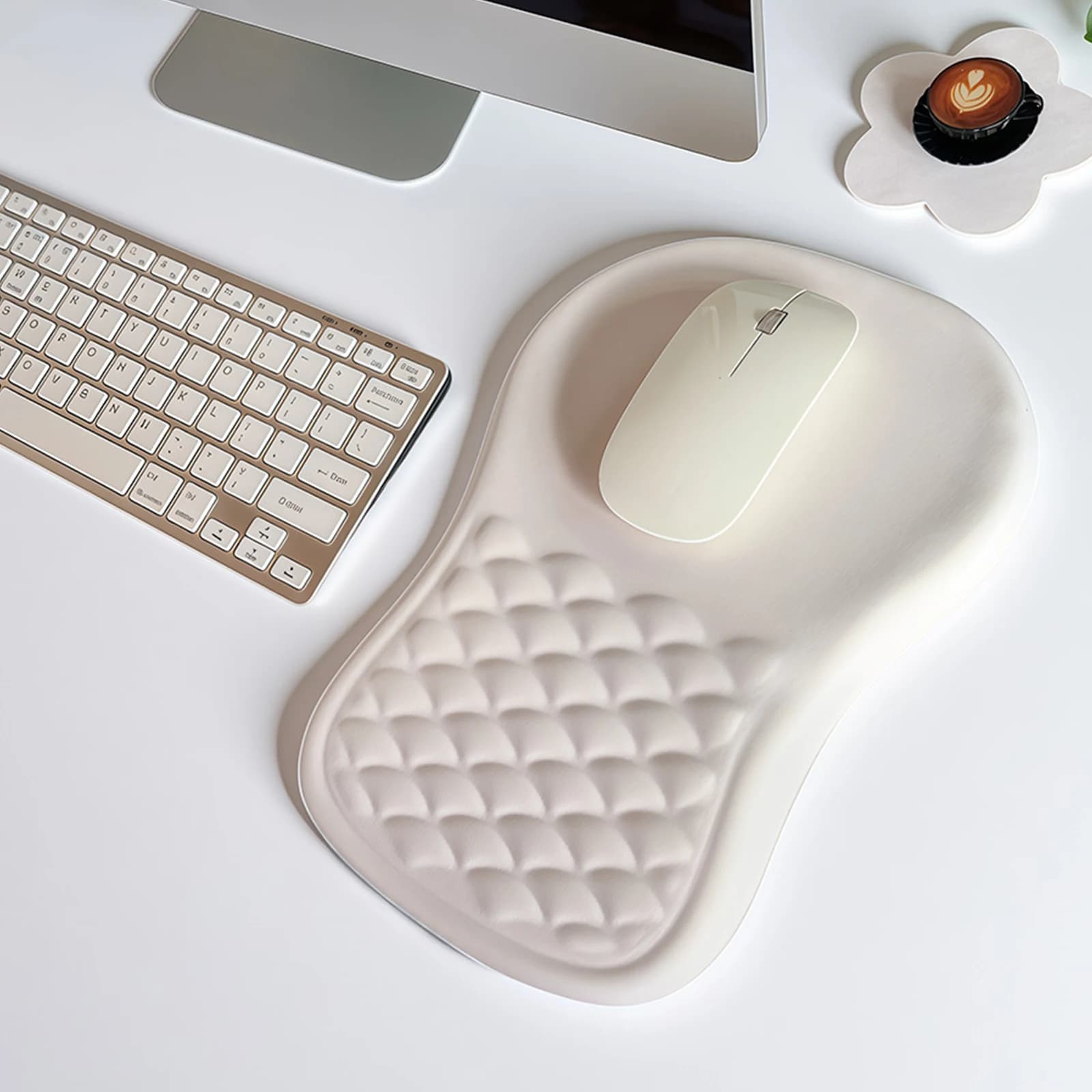 Tappetino per mouse ergonomico antiscivolo con poggiapolsi inclinato, resistente all'usura, comodo supporto per il polso per ufficio e casa