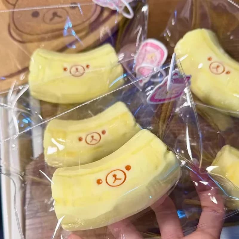 1H-Banana Silicone Pinch Music Imitation Food Toy Pinch Super Thick Pinch Blind Box Food Grade Silicone Stress Relieving Tool