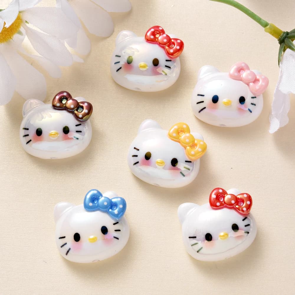 10 Pezzi Perline in Resina Colorate Hello Kitty per Catenelle Portaciuccio, Collane, Braccialetti e Creazione di Gioielli