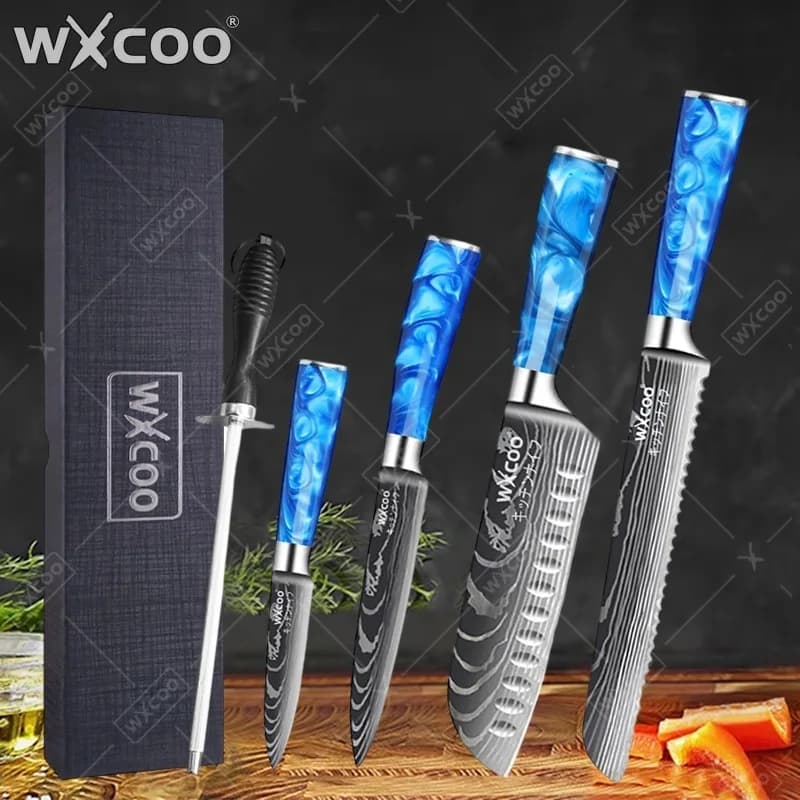 Coltello da Cucina Professionale WXCOO con Motivo Damascato, Coltello Santoku con Manico in Resina Blu, Coltello Multiuso con Confezione Regalo