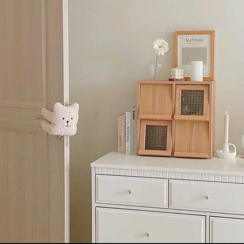 Lucchetto per porta a mano anti-pizzicamento Attrezzatura per la protezione dei bambini Clip per porta dell'armadio Serratura di sicurezza per bambini Fermaporta per bambola