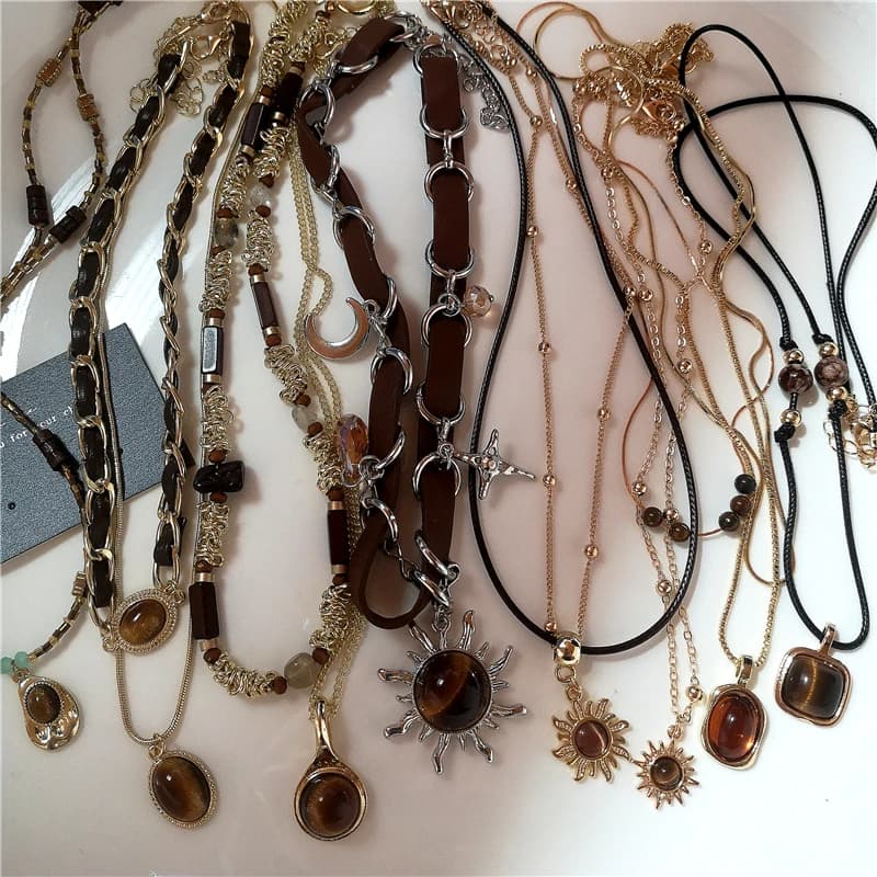 Fashion Vintage Brown Natural Stone Sun Pendant Multi Layer Leather Rope Chain Necklace For Women Men Punk Rock Charm Jewelry