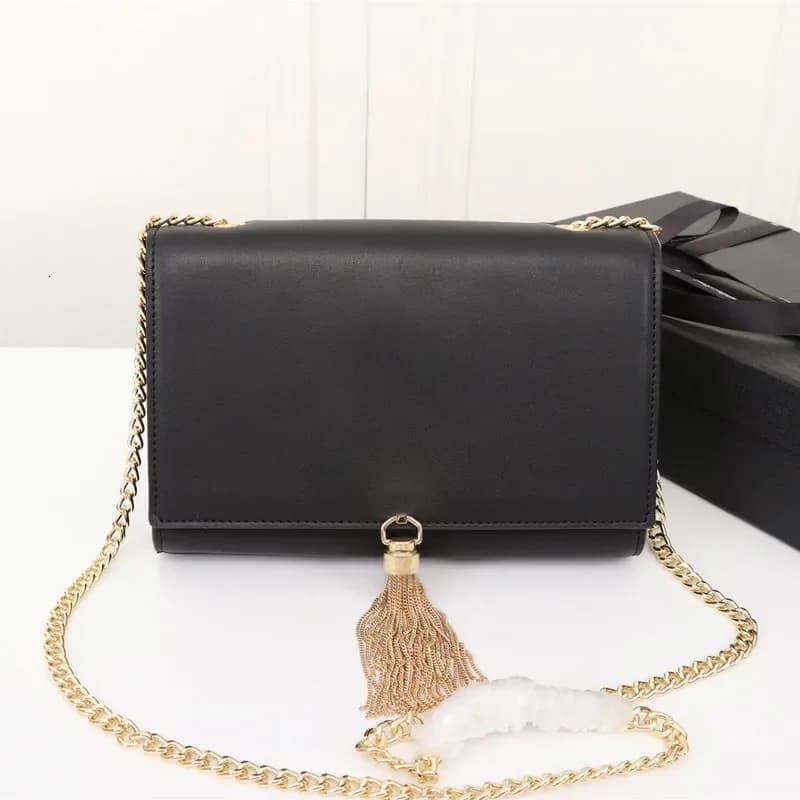 Borsa a tracolla di lusso da donna DesignersFashion, modello Kate, con catena e nappa, in pelle liscia, con patta, stile portafoglio