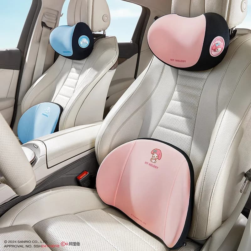 Cuscino per il Collo da Auto Sanrio in Memory Foam, Protezione Lombare, Cuscino per Poggiatesta Auto, Accessorio da Viaggio per Auto