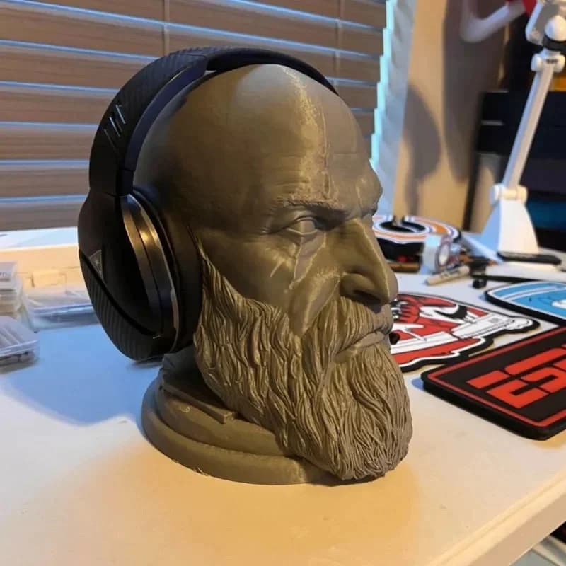 Statua di Kratos di God of War, supporto per cuffie da scrivania, modello da tavolo, personaggio del gioco, giocattolo, statuetta, supporto per cuffie da computer