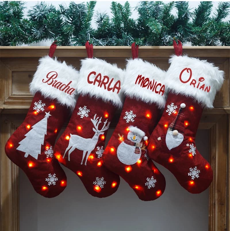 Nuove decorazioni natalizie con nome personalizzato con luci Nome personalizzato Calzini natalizi Borsa per regali natalizi per bambini