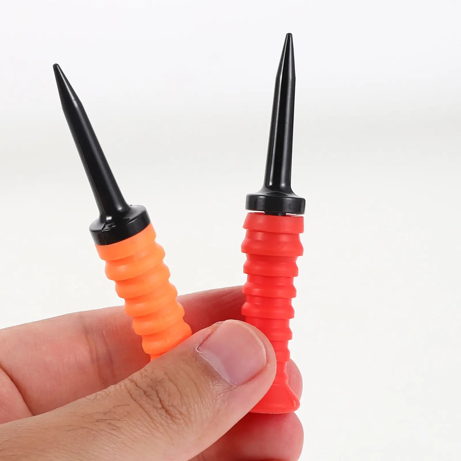 4 Pezzi Supporti Elastici per Tee da Golf in Plastica per Tappeti da Pratica, Riduzione delle Vibrazioni, Accessori per Driving Range, Colorati