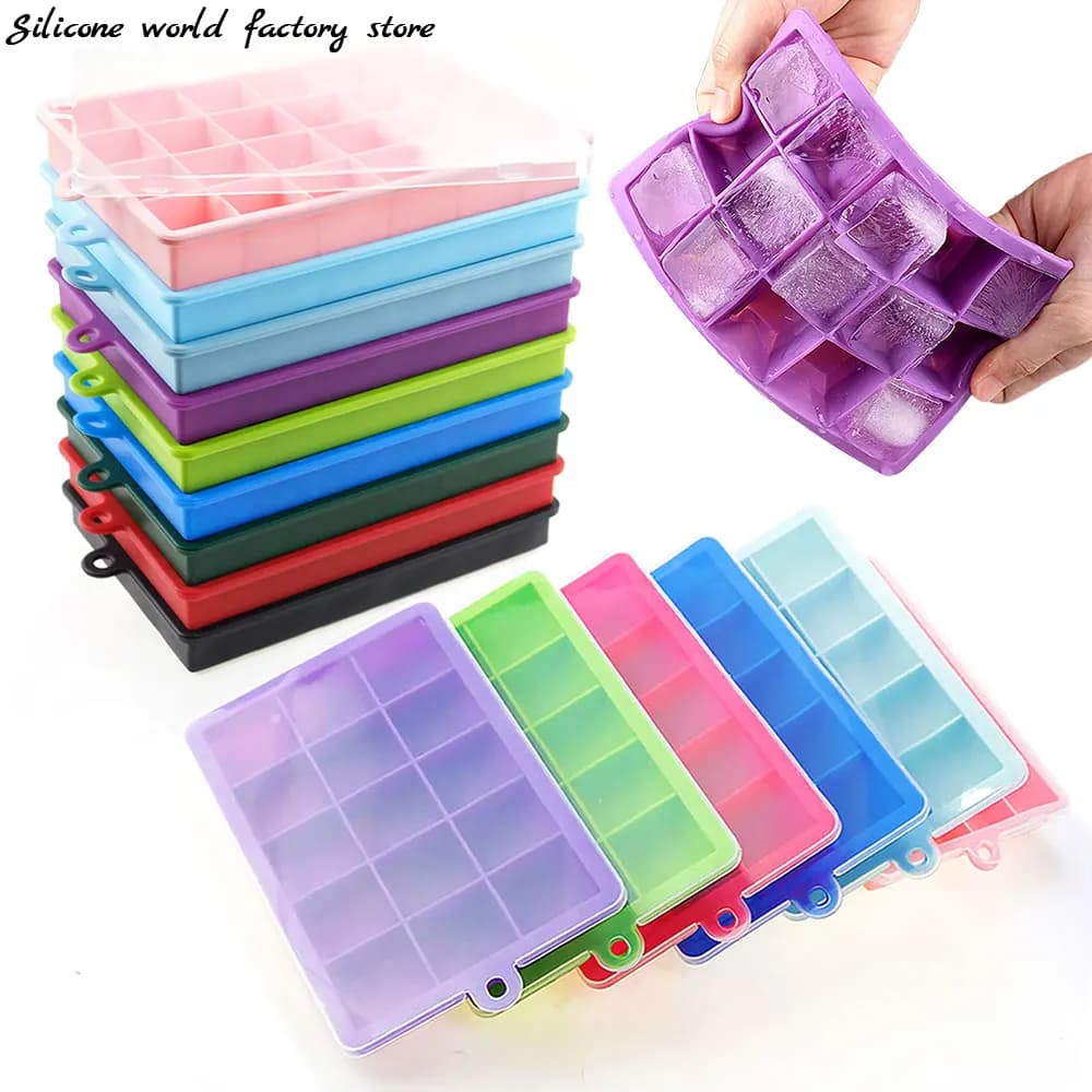Mondo in silicone Stampo per cubetti di ghiaccio in silicone 15/24 griglie quadrate con coperchi Vassoi Gelato Bevande fredde Whisky Cocktail Strumenti Stampo per ghiaccio