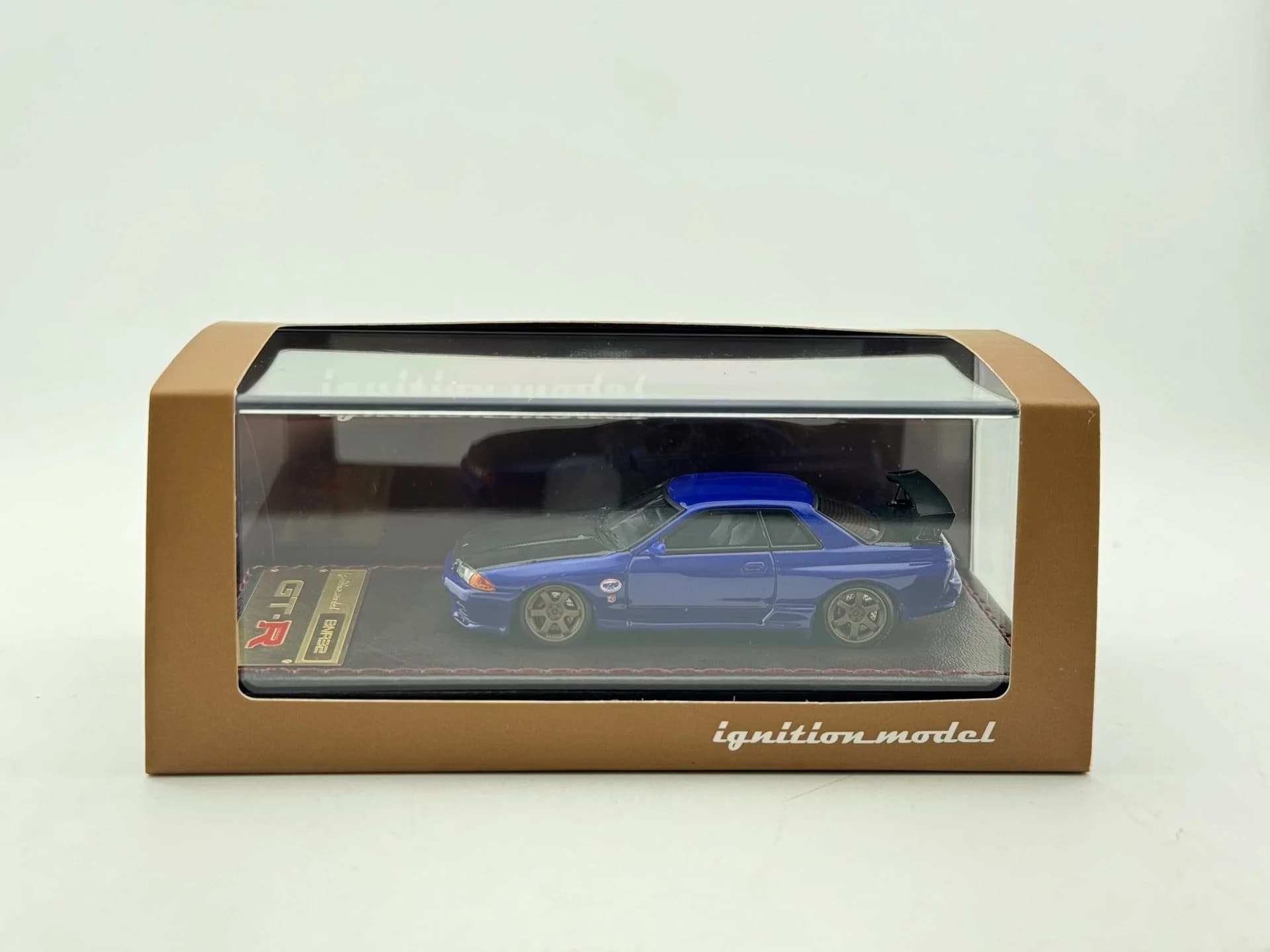 IG 1/64 Scale GTR R32 Blue Carbon Cap Resin Car Model