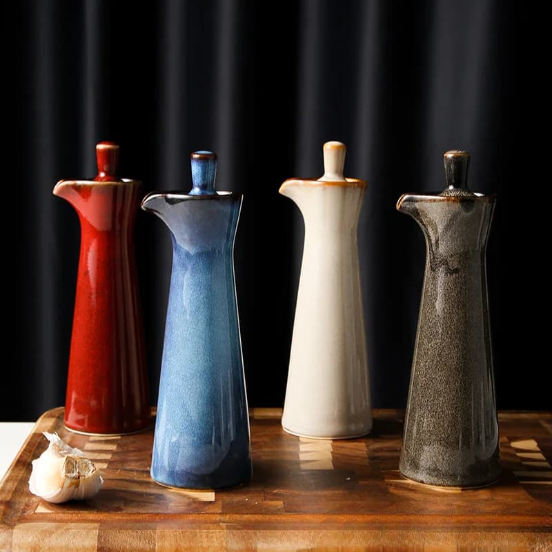 Bottiglia di condimento in ceramica Pentola di olio Bottiglia di olio Pentola di salsa di soia Barattolo di spezie Pentola di aceto Scatola di condimento Forniture da cucina Utensili per spezie