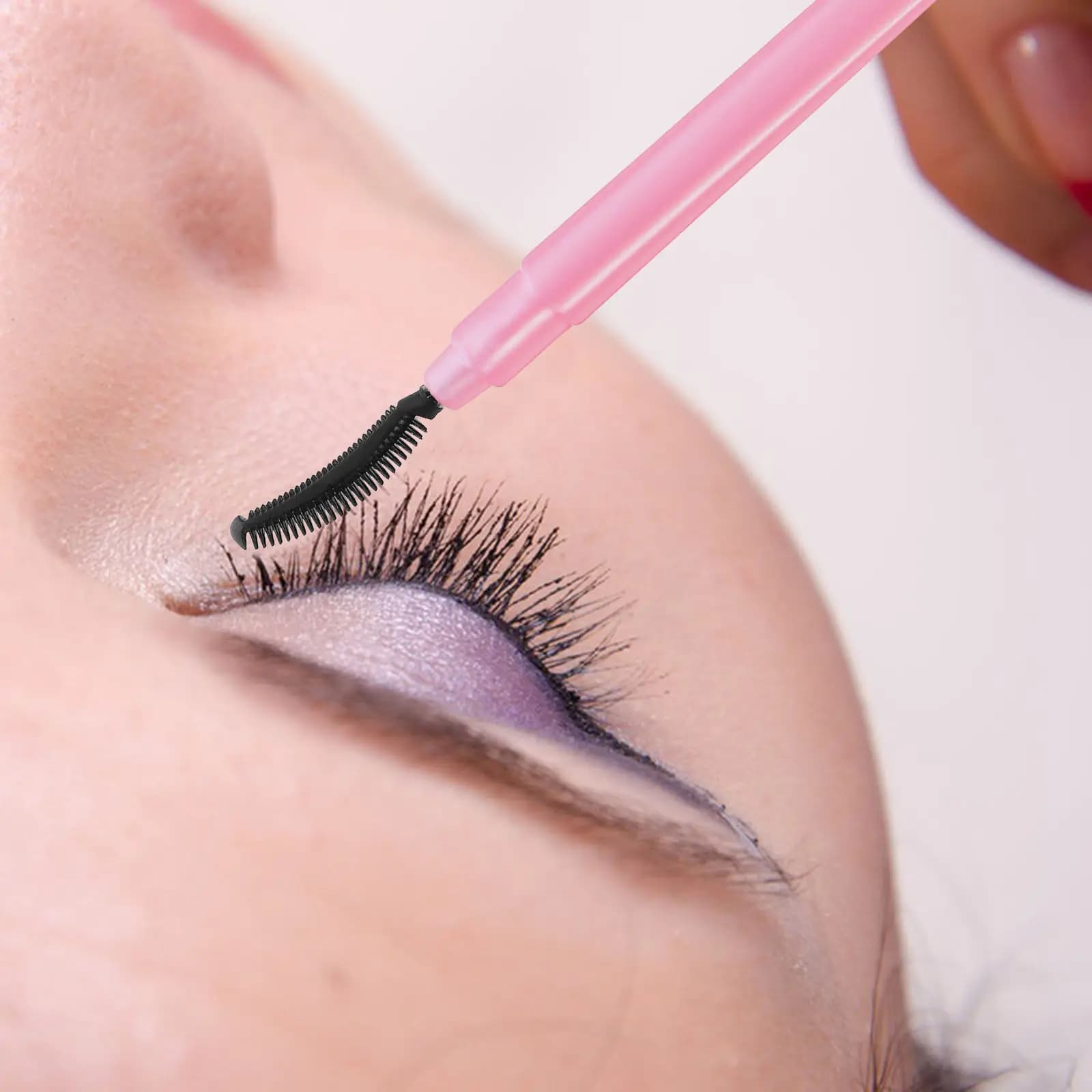 Set di 6 Spazzole per Ciglia con Setole in Silicone Colorate, Leggere e Portatili per l'Applicazione del Mascara e la Separazione delle Ciglia, per Uso Quotidiano e in Viaggio