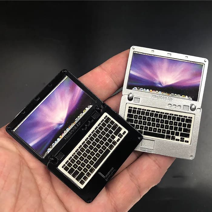 Mini modello di Computer portatile in lega di metallo bianco e nero in scala 1/6 per accessori per Scene di figure da 12 ''fai da te