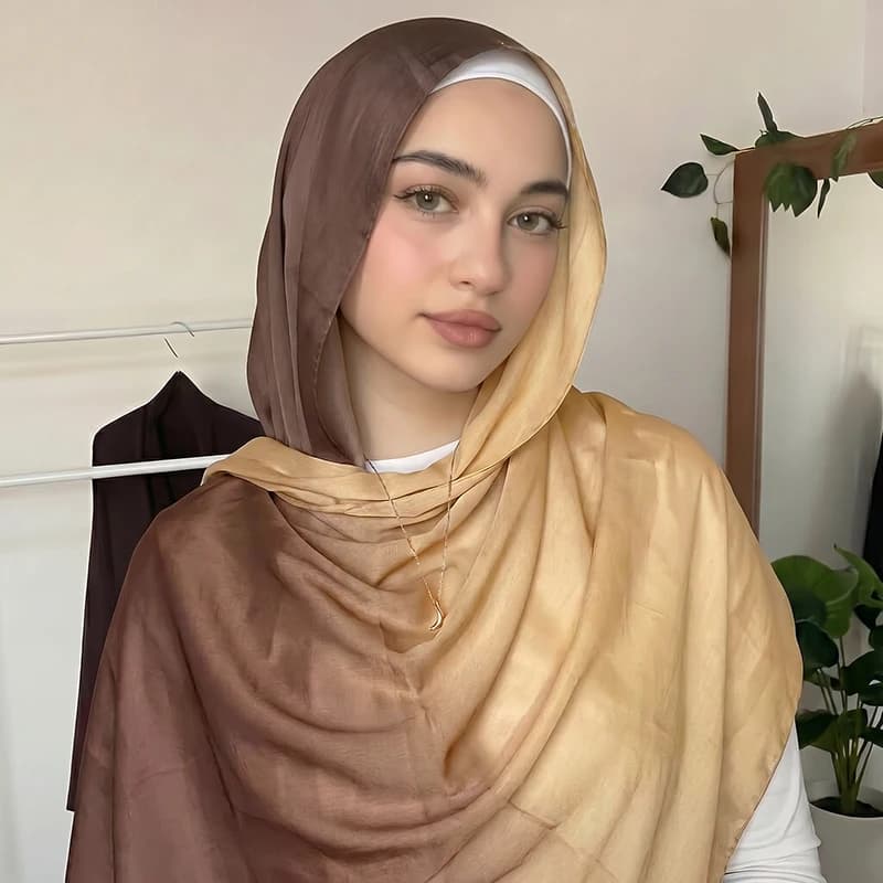 Fashion Muslim Hijab Ombre Scarf Soft Comfortable Headscarf Breathable Bandana Shawl for Women Ramadan Daily Wear Festival Gift