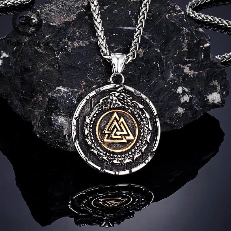 Collana con drago vichingo Ouroboros da uomo in acciaio inossidabile con rune norvegesi, ciondolo a triangolo, amuleto, gioielli scandinavi, regalo maschile vintage