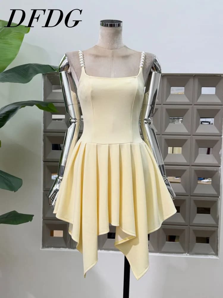 DFDG Abito Mini Estivo Primavera 2026 da Donna con Spalline Sottili, Perle e Pieghe Asimmetriche, Elegante per Feste e Cocktail