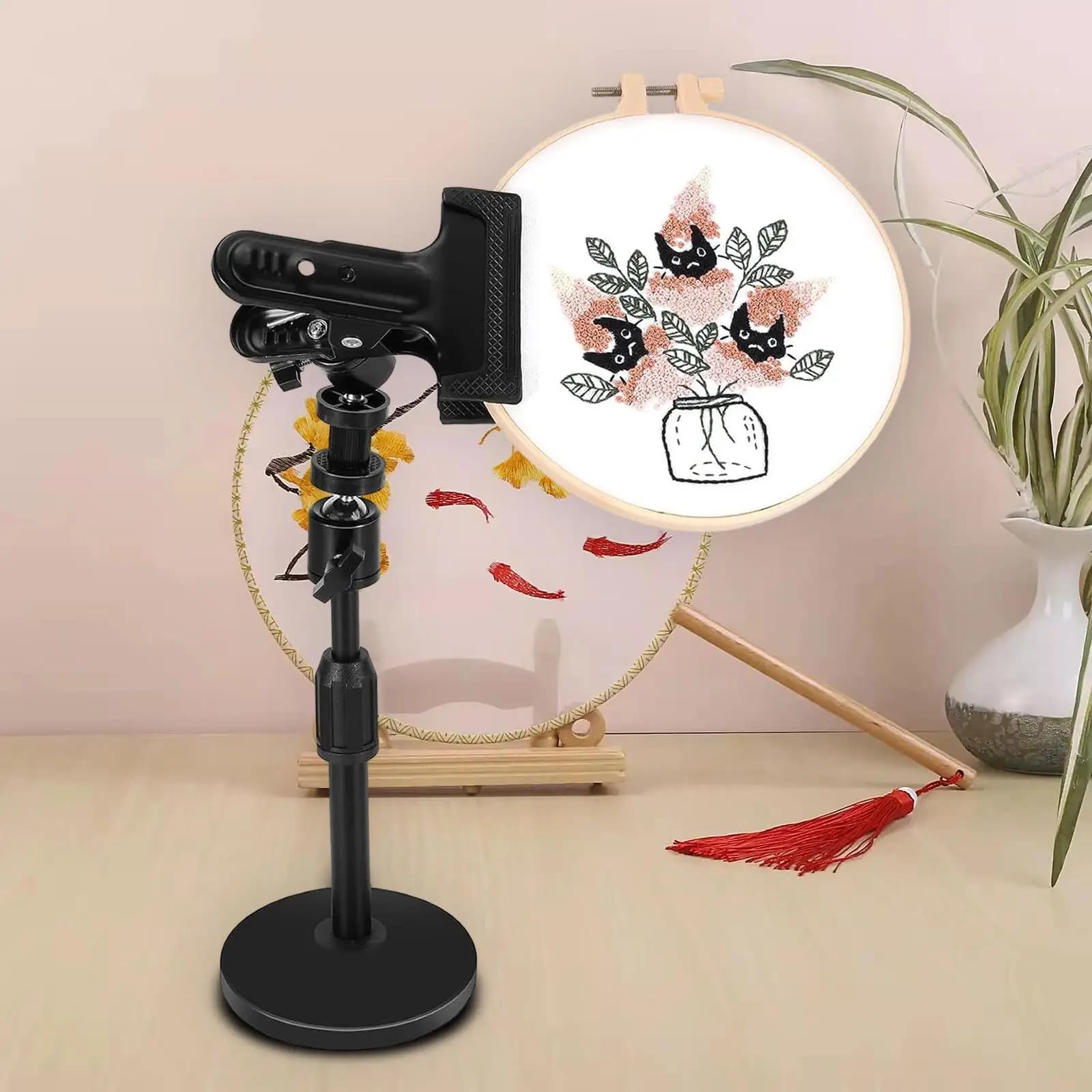 Supporto per telaio da ricamo Professionale Robusto superficie liscia Versatile con clip Supporto per punto croce per progetti artigianali di cucito fai-da-te