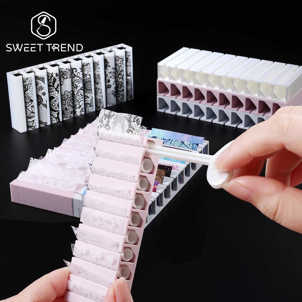 Box Door Sheets for Rotating Nail Art, Portable Organizer for Strips Stickers and DIY Accessories, New Articles for Manicure