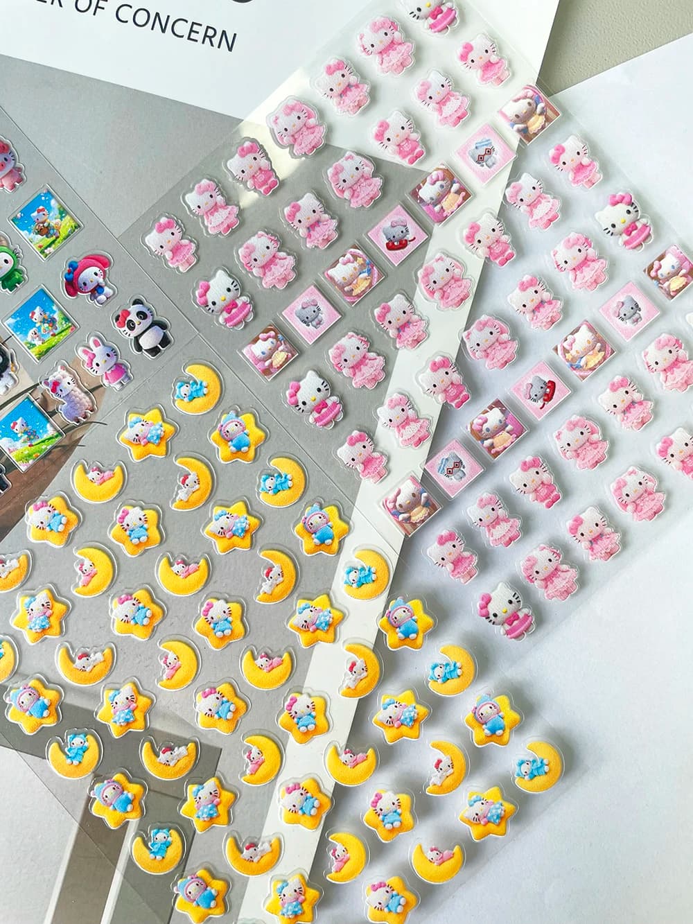 Adesivi per Unghie Sanrio Fai-da-Te, Hello Kitty Rosa Romantico Hawaii, Adesivi Decorativi Dolci e Carini Y2K per Quaderni e Cancelleria, Regalo