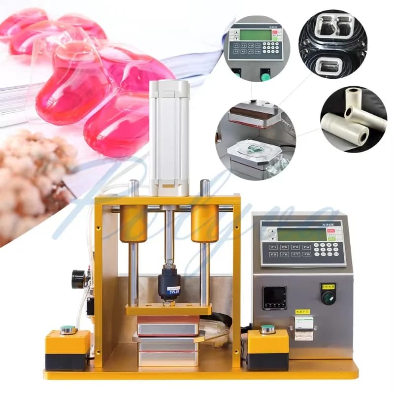 Macchina per Confezionamento Sacchetti per Bucato in Film Idrosolubile per Piccoli Produttori