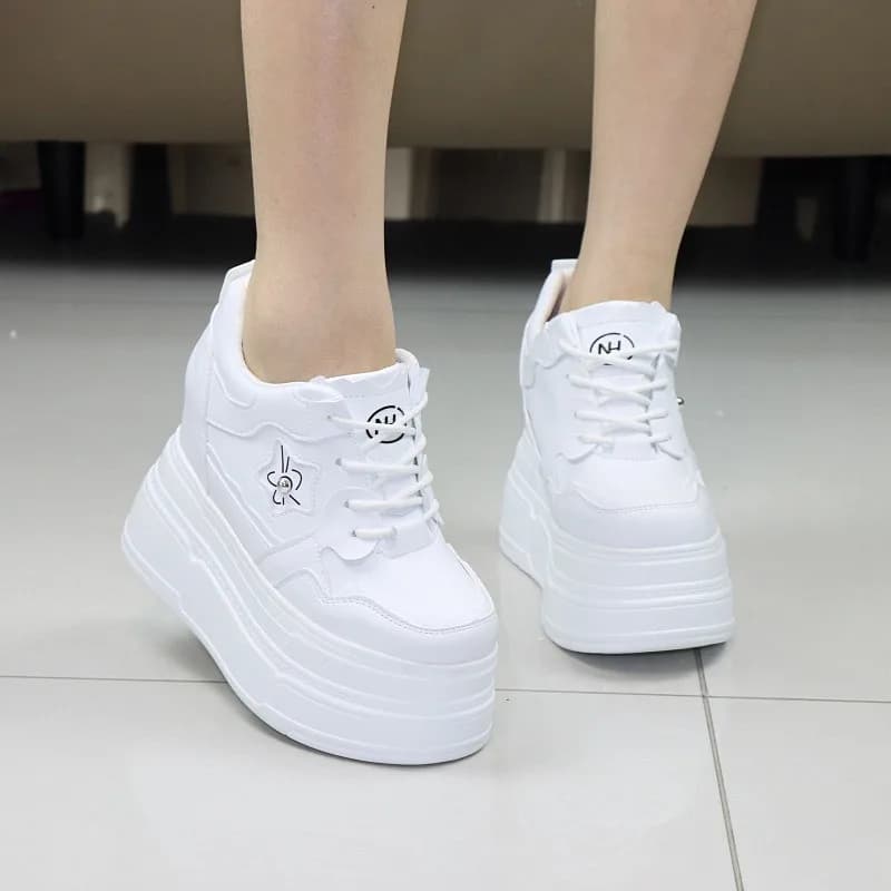 Women White Sneakers 12cm 10cm Hidden Wedge Platform Shoes Autumn Thick Sole Flatform Casual Skate Shoes Petite Elevator