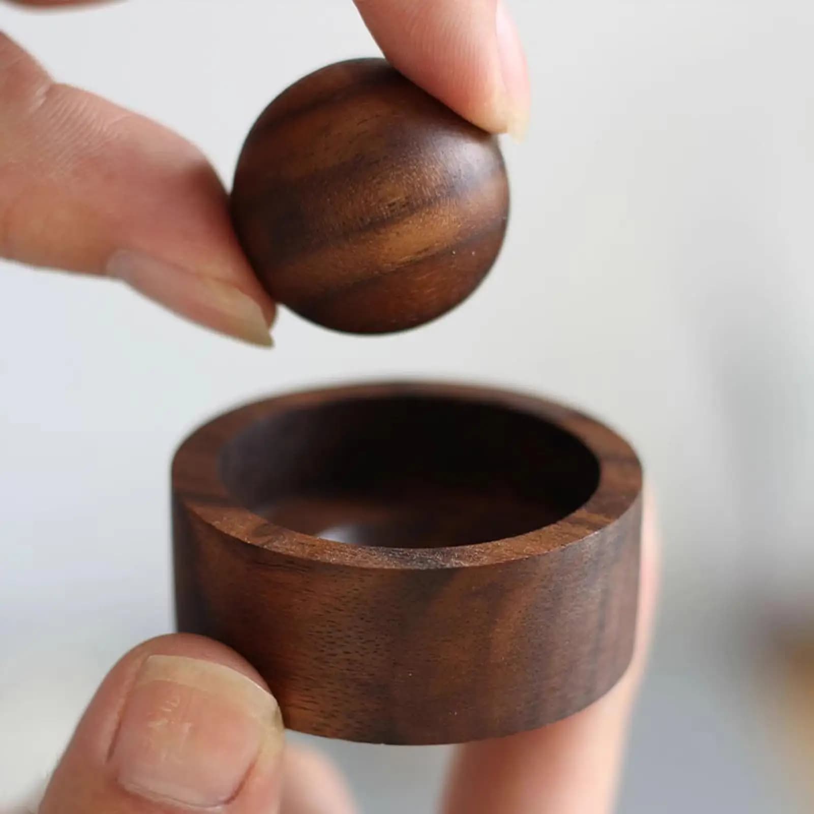 Diffusore in Legno per Purificazione dell'Aria e Decorazione Scrivania, Profumatore per Auto, Ufficio, Viaggiatori, Studenti Universitari e Dormitori
