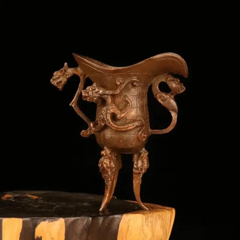 Antica tazza imperiale imitazione viola rame bottiglia di vino calice antico artigianato in metallo piccolo bicchiere di vino decorazioni per la casa antiche