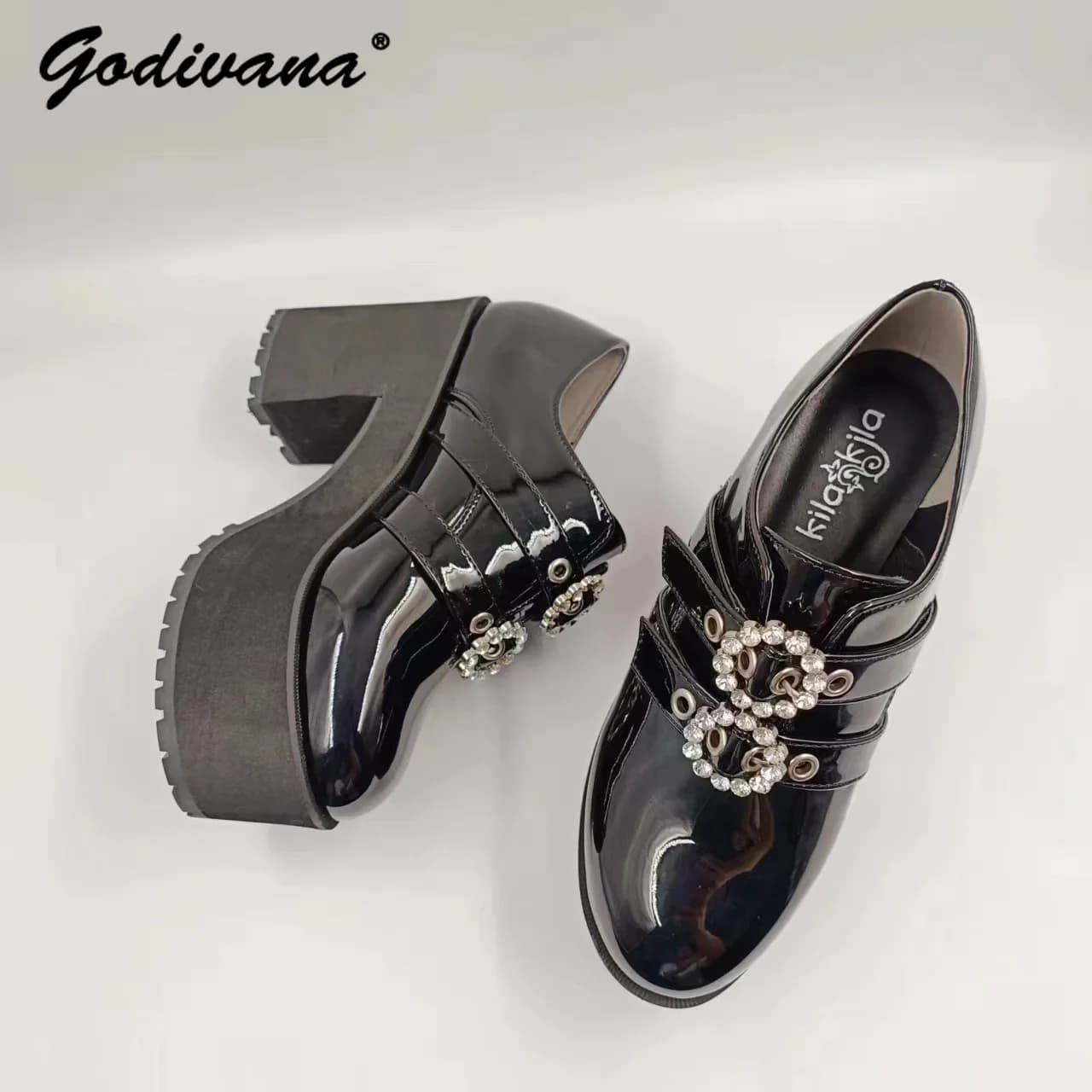 Serie giapponese Mine con fibbia rotonda in pelle verniciata JK Scarpe da donna uniformi con tacco alto e piattaforma prodotta in massa per studenti