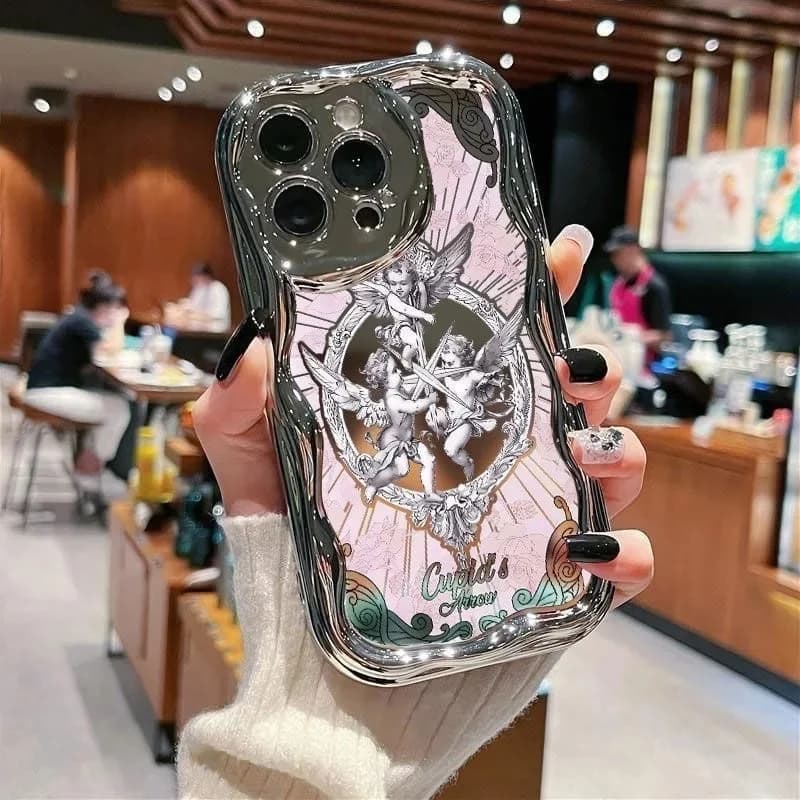 Custodia Protettiva Morbida Placcata Argento con Angelo Cupido per iPhone 17 16 15 13 12 11 14 Pro Max Plus 17ProMax, Cover Lusso Traforata