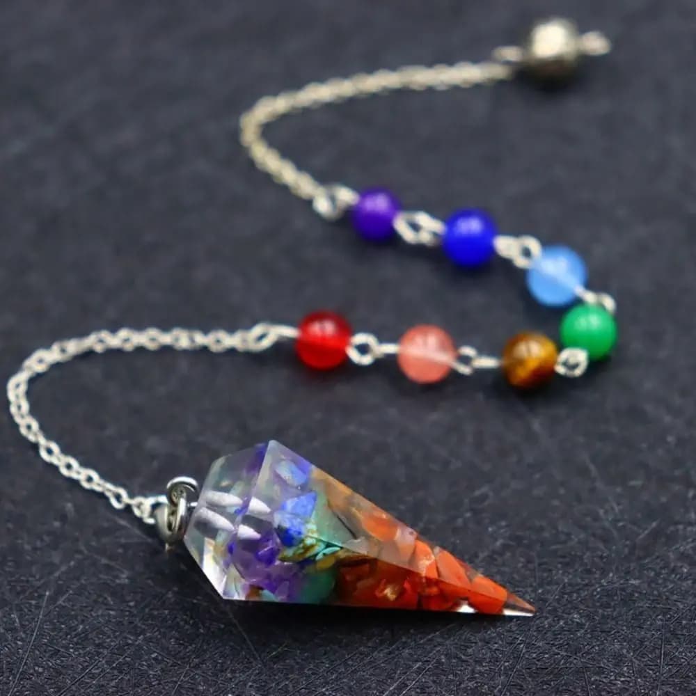 Nuovo design 7 Chakra Orgonite Reiki Pendolo Gioielli di moda Regalo Guarigione Catena di cristallo Piramide esagonale