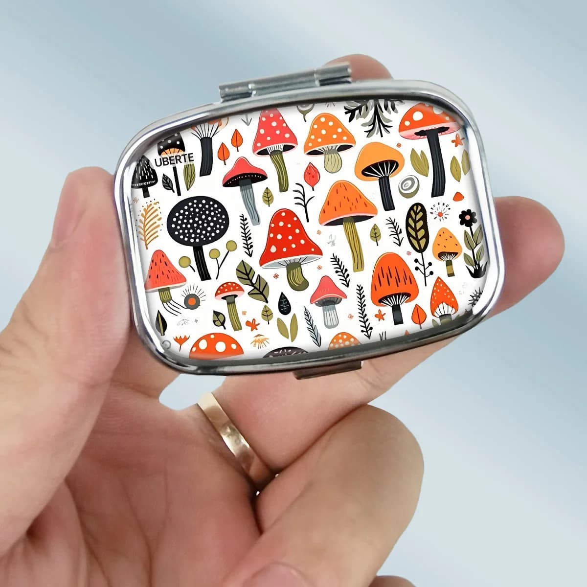 4pcs Microcosm Theme Metal Pill Box, Mushroom Pattern Print Square Storage Box, Double Compartment Convenient Decorative Box, Multi-Function Pocket Medicine And Jewelry Storage Box, Suitable for Traveling In Wallets Or Pockets
