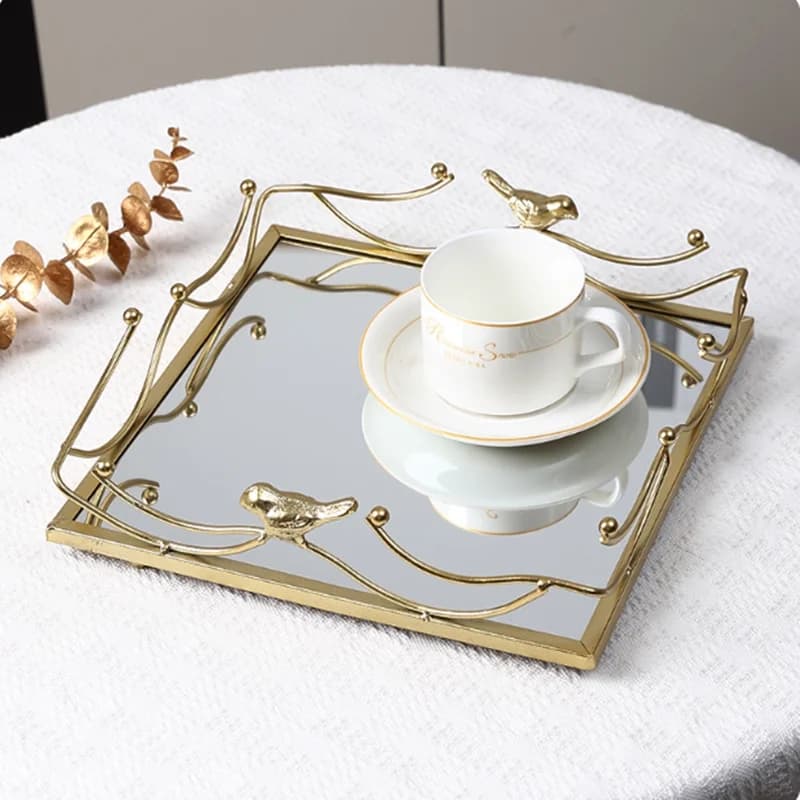 Vassoio rettangolare in vetro a specchio vassoio da tavolino in metallo semplice in stile europeo vassoio rotondo vuoto con bordo in oro ornamenti decorativi