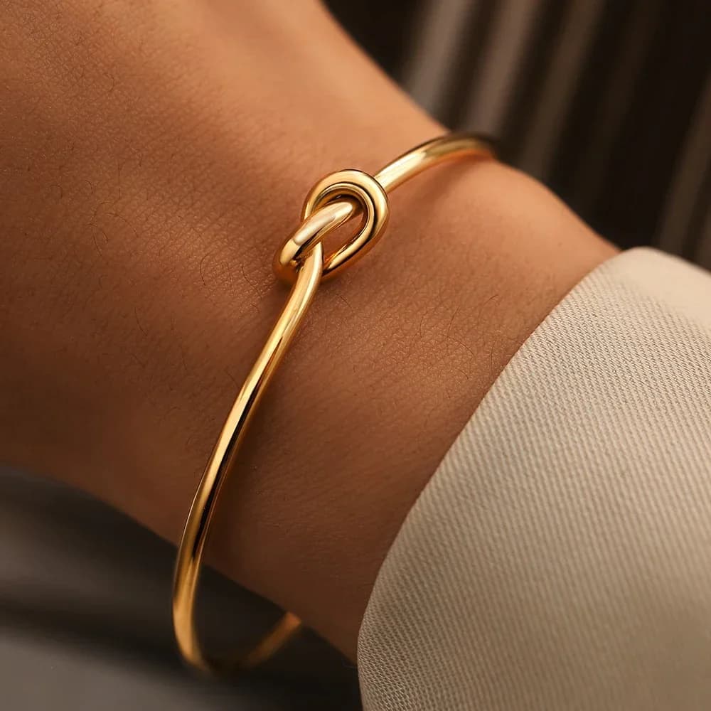 Fashionable bracelets with woven textures shaped like leaf Fetro for men and women, suitable for everyday use