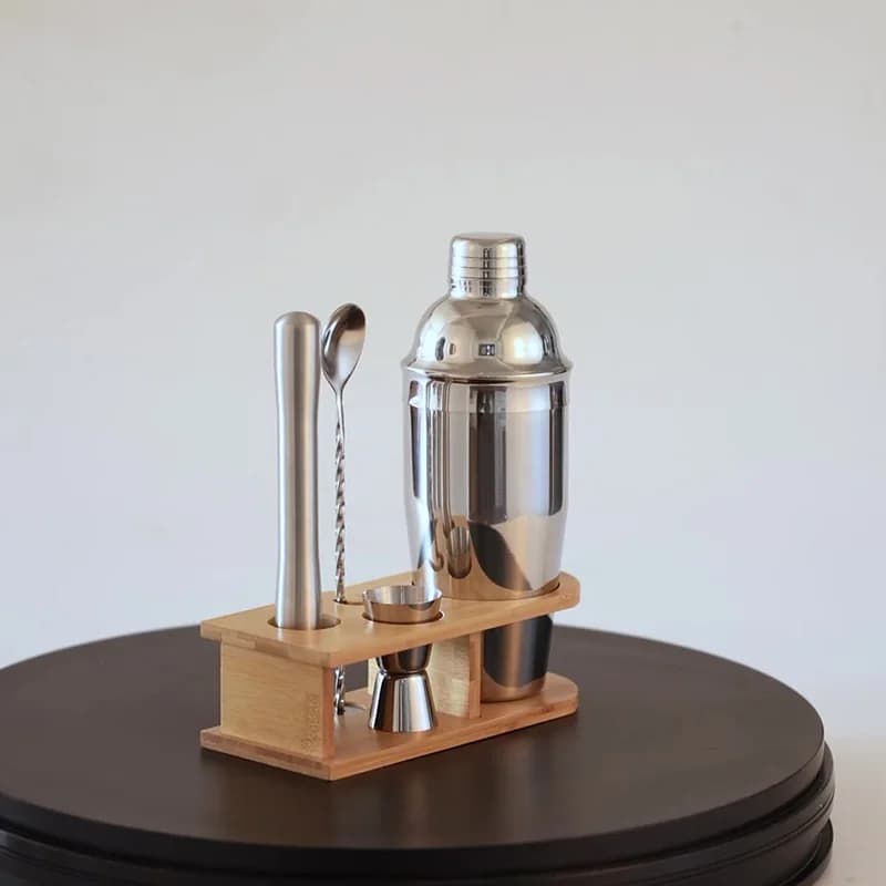 Set di shaker per cocktail da 350/550/750 ML Set da 4 pezzi/set Ugelli per cucchiaio da miscelazione Set da bar in acciaio inossidabile con portabottiglie Regalo per cocktail domestico