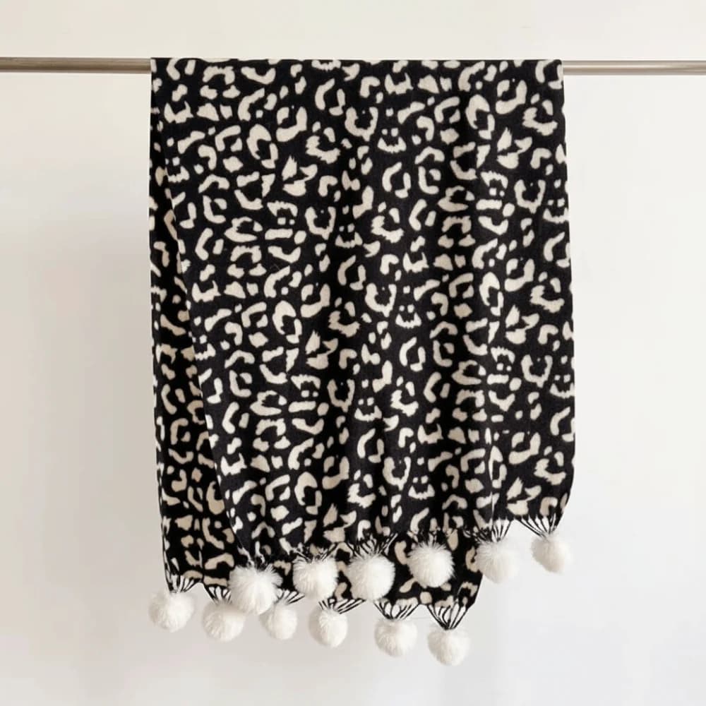 Tassel Neck Warmer Fleece Leopard Print Scarf Thick Cozy Winter Shawl Wrap Windproof Soft Cashmere Feel Scarf Chilly Evening