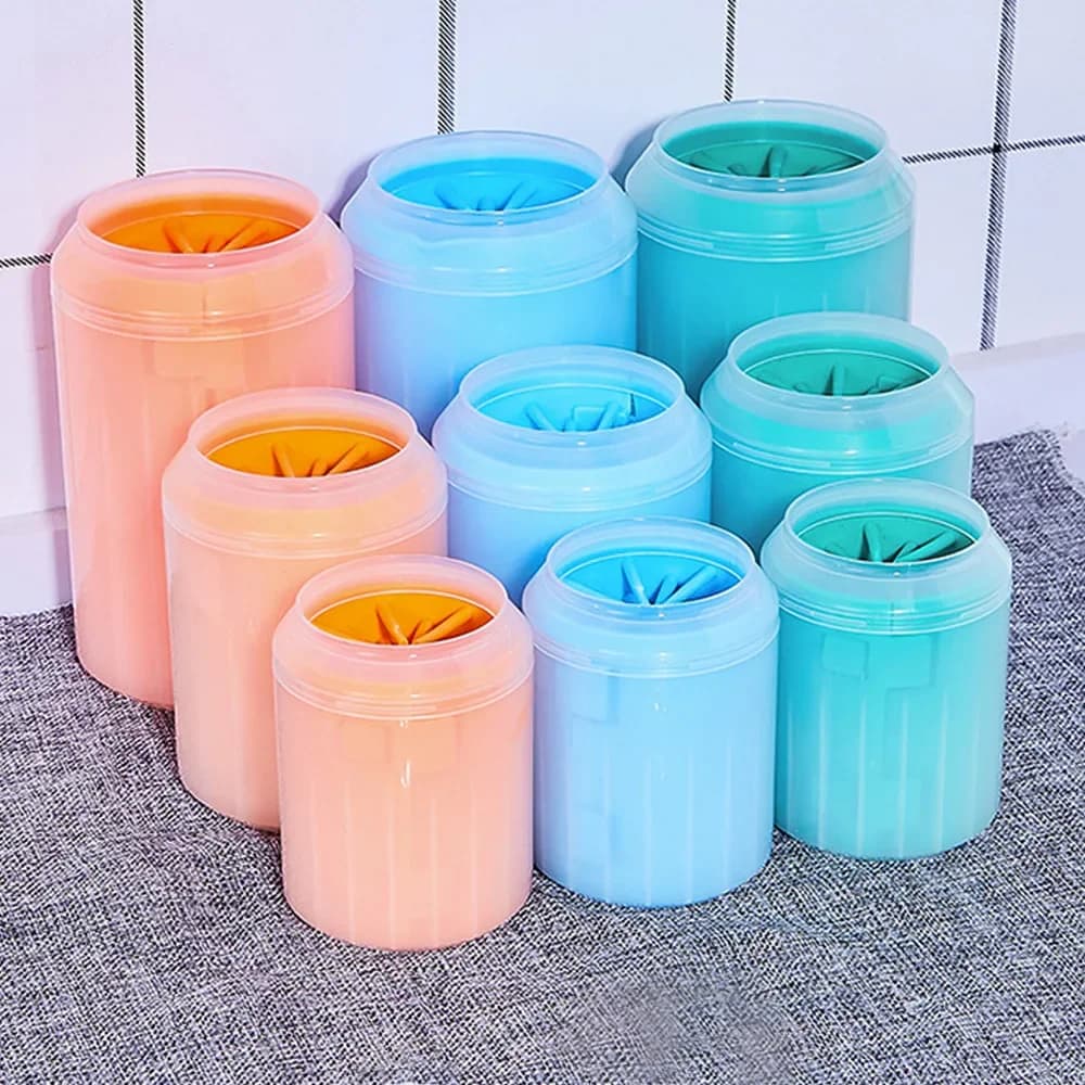 Stantuffo per zampe Detergente per zampe per animali domestici Tazza per pulizia piedi in silicone morbido Gatti portatili Cani Spazzola per pulizia zampe Forniture pratiche per la casa 3 dimensioni