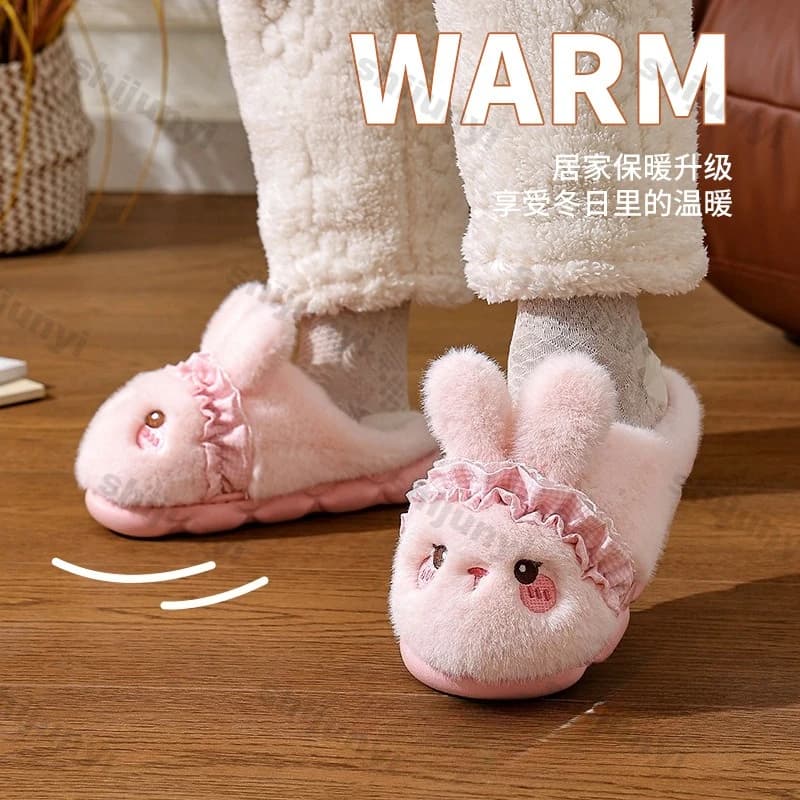 Pantofole per bambini con coniglio carino inverno 2025 scarpe da casa per interni di nuova moda per le donne scarpe di cotone felpato con pelliccia calda per genitore-figlio