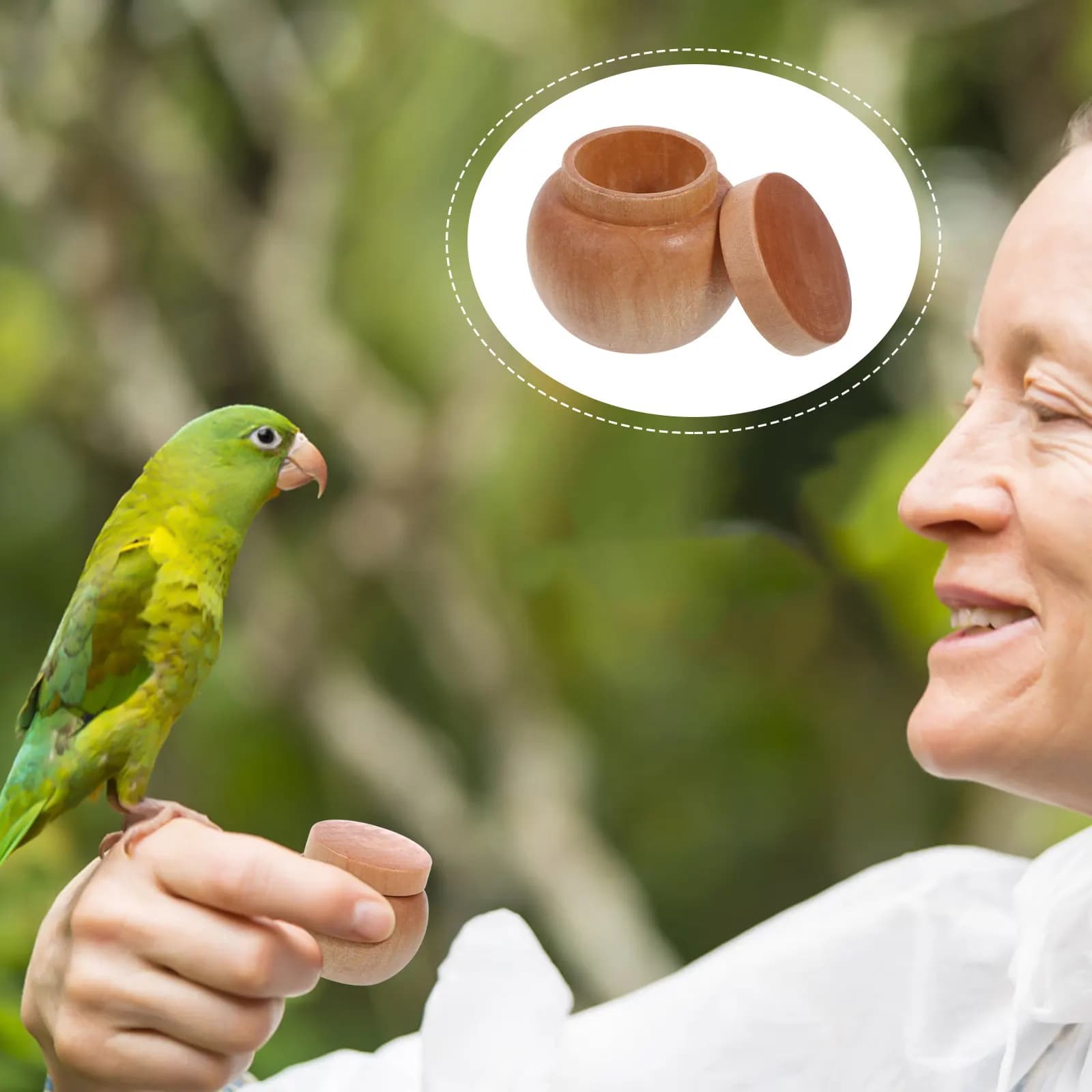 Creative Wood Bird Training Food Jar Handheld Feeder Portable Sliding Lid Outdoor Bird Feeding Box Parrot Snack Container