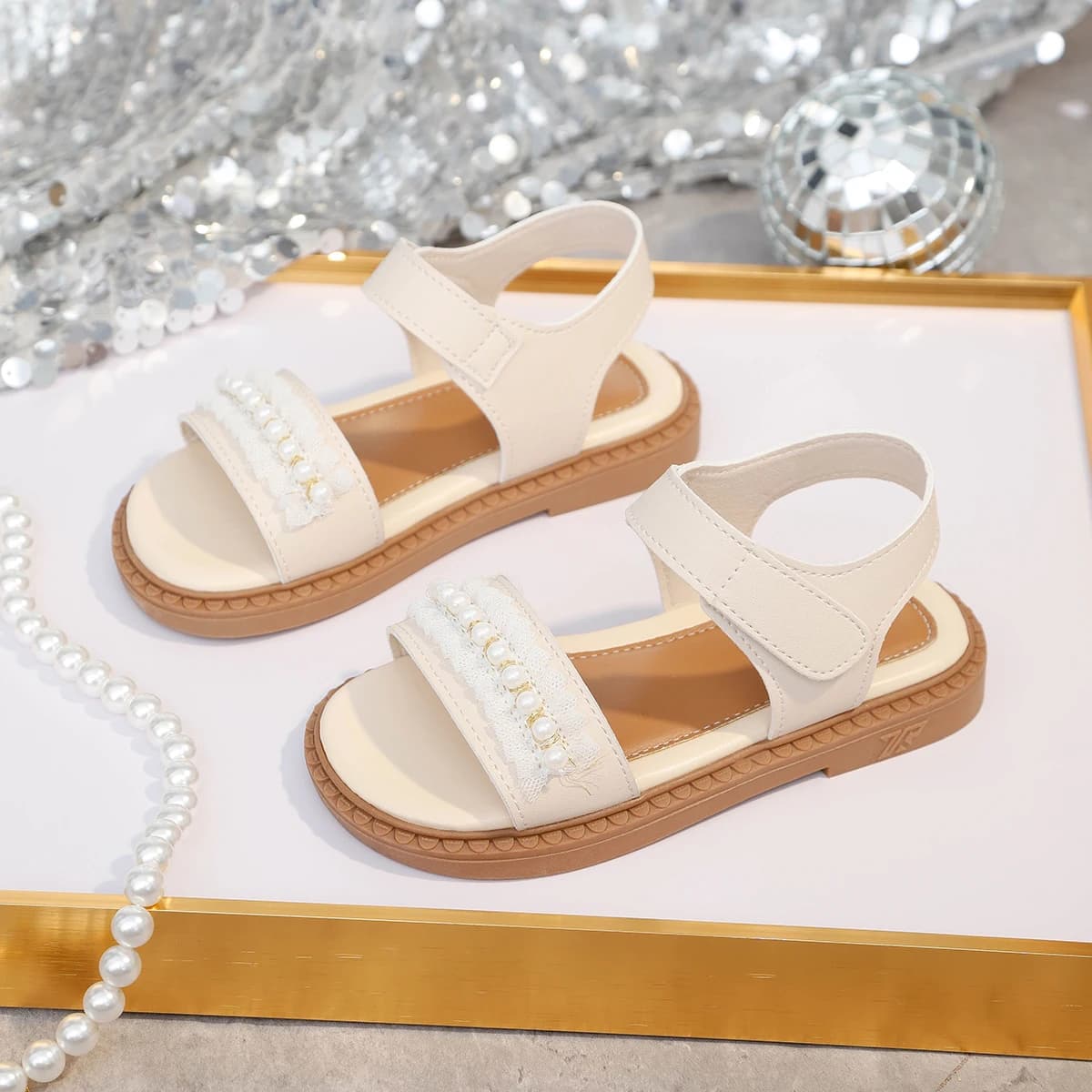 Girls Lace Beaded Strap Leather Sandals 2026 New Summer Toddler Vacation Beach Shoes Non-slip Simple Princess Kids Party Wedding