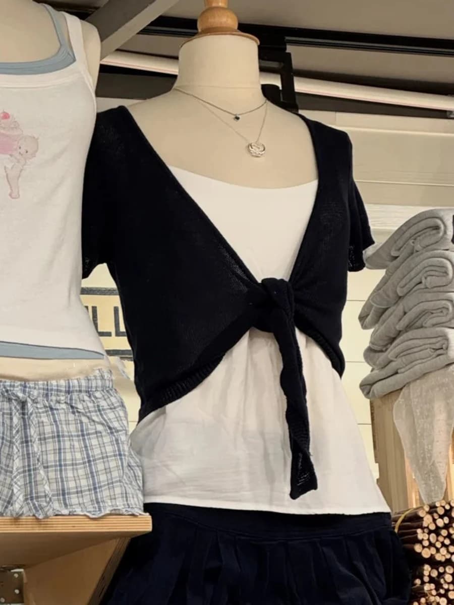 Black Cropped Lace-up Cardigan Women Streetwear Basic Cotton Slim V-neck Smock Short Sleeve Tee Vintage Simple Knitted Crop Tops